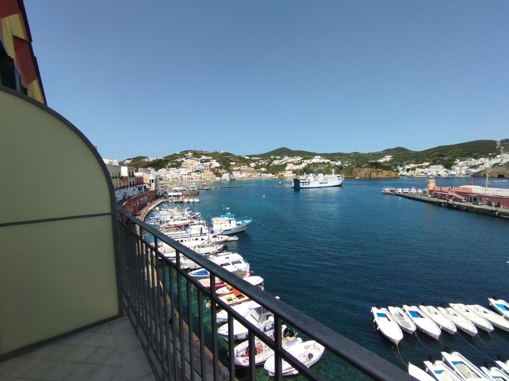 Locanda Mari Ponza Zewnętrze zdjęcie